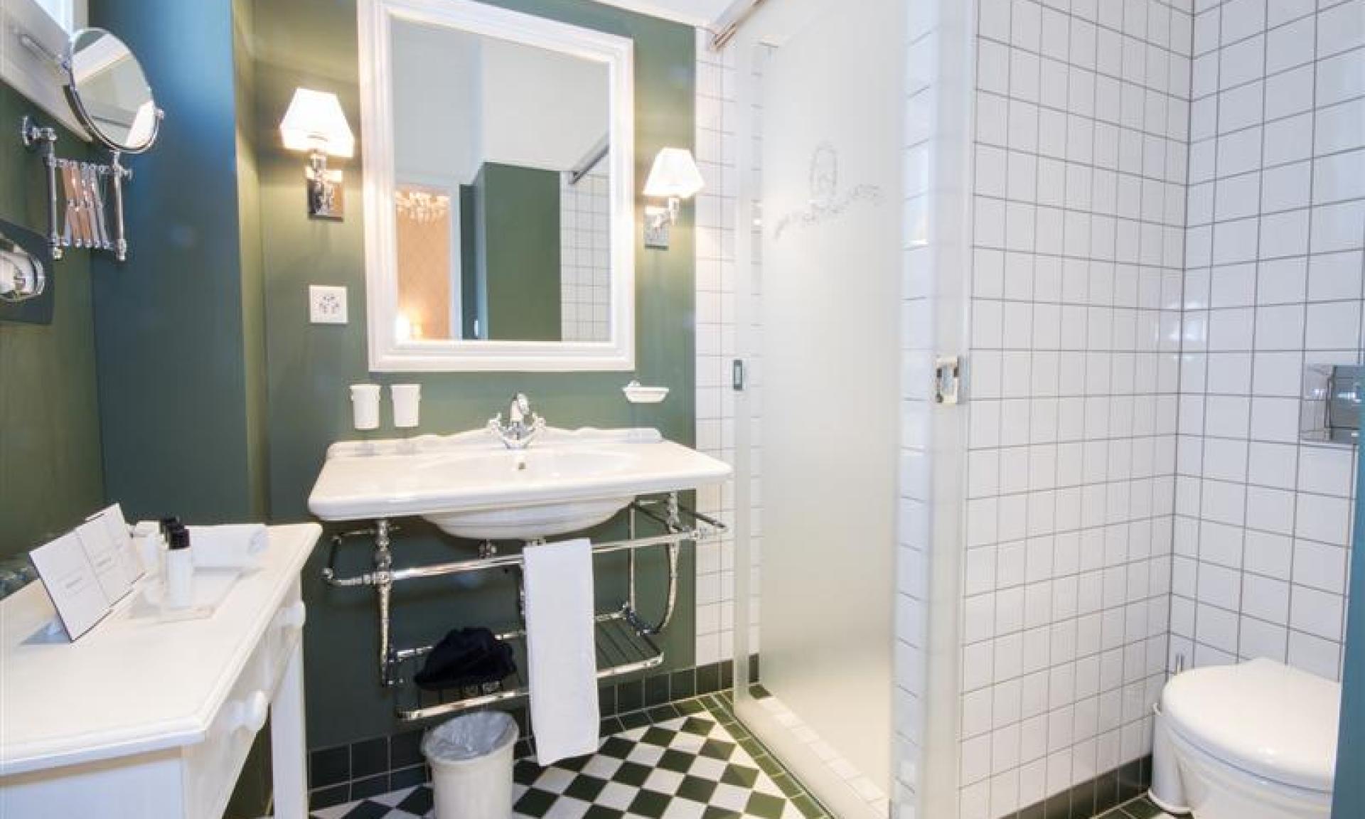 Bath Hotel Europe