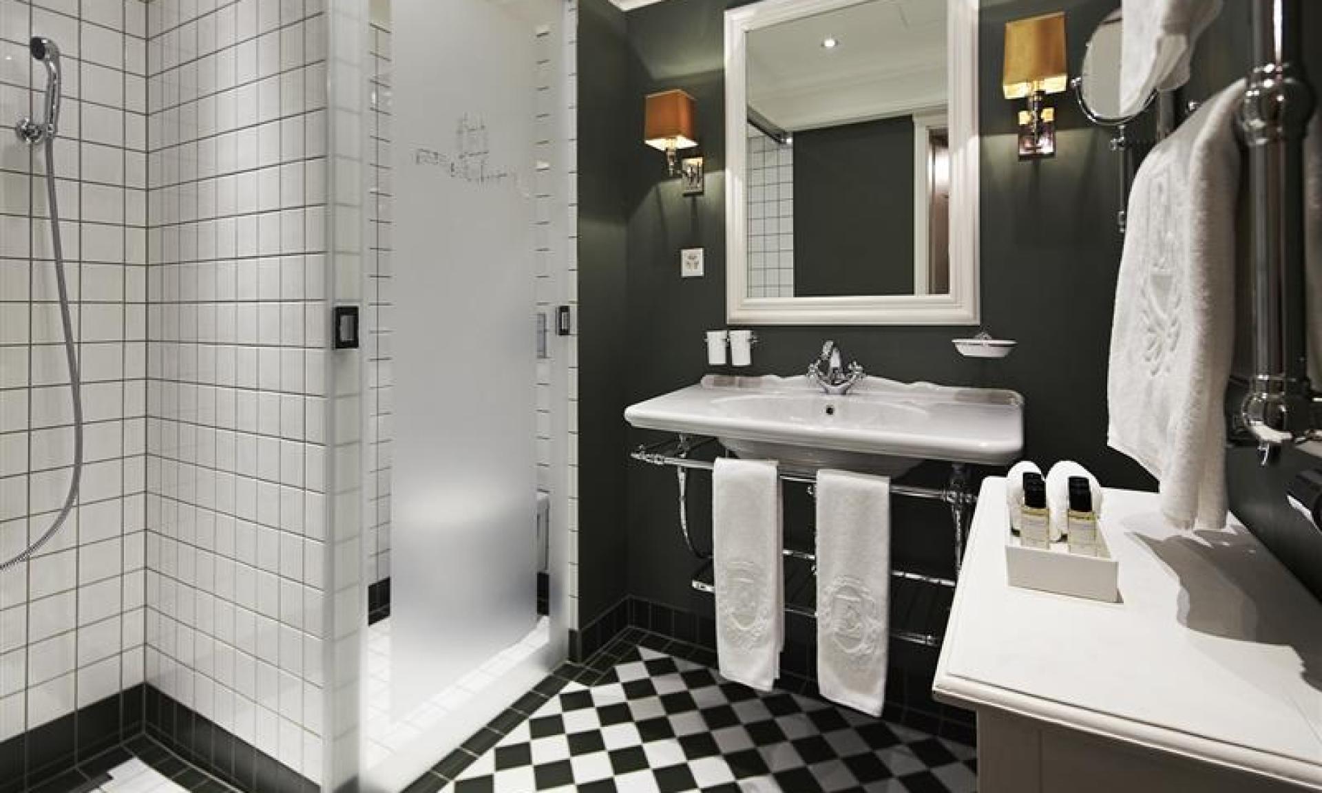 Bath Hotel Europe