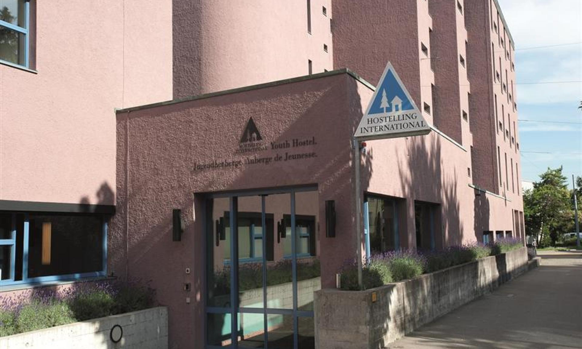 Eingang Jugendherberge Zürich