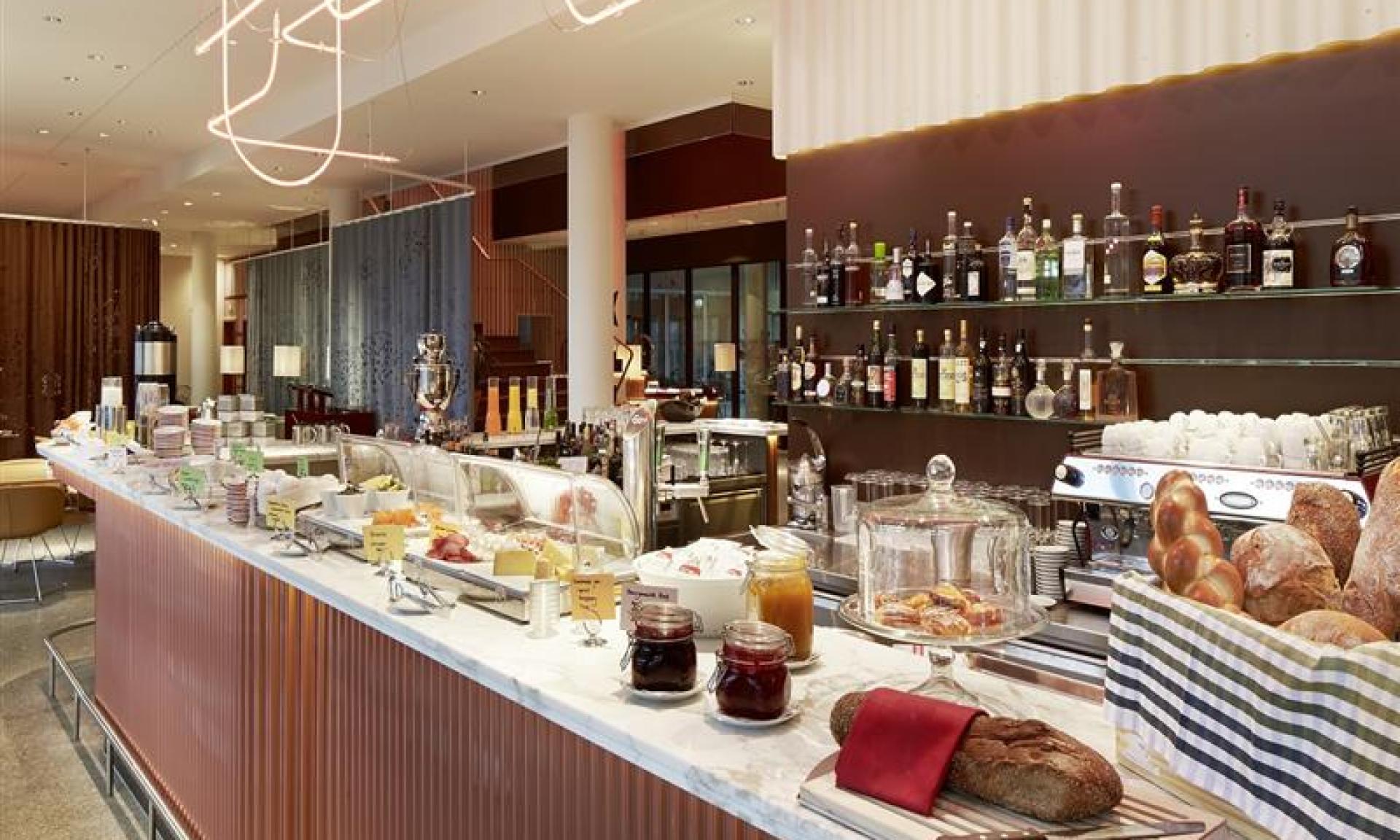 Breakfast Room 25hours Hotel Zürich West
