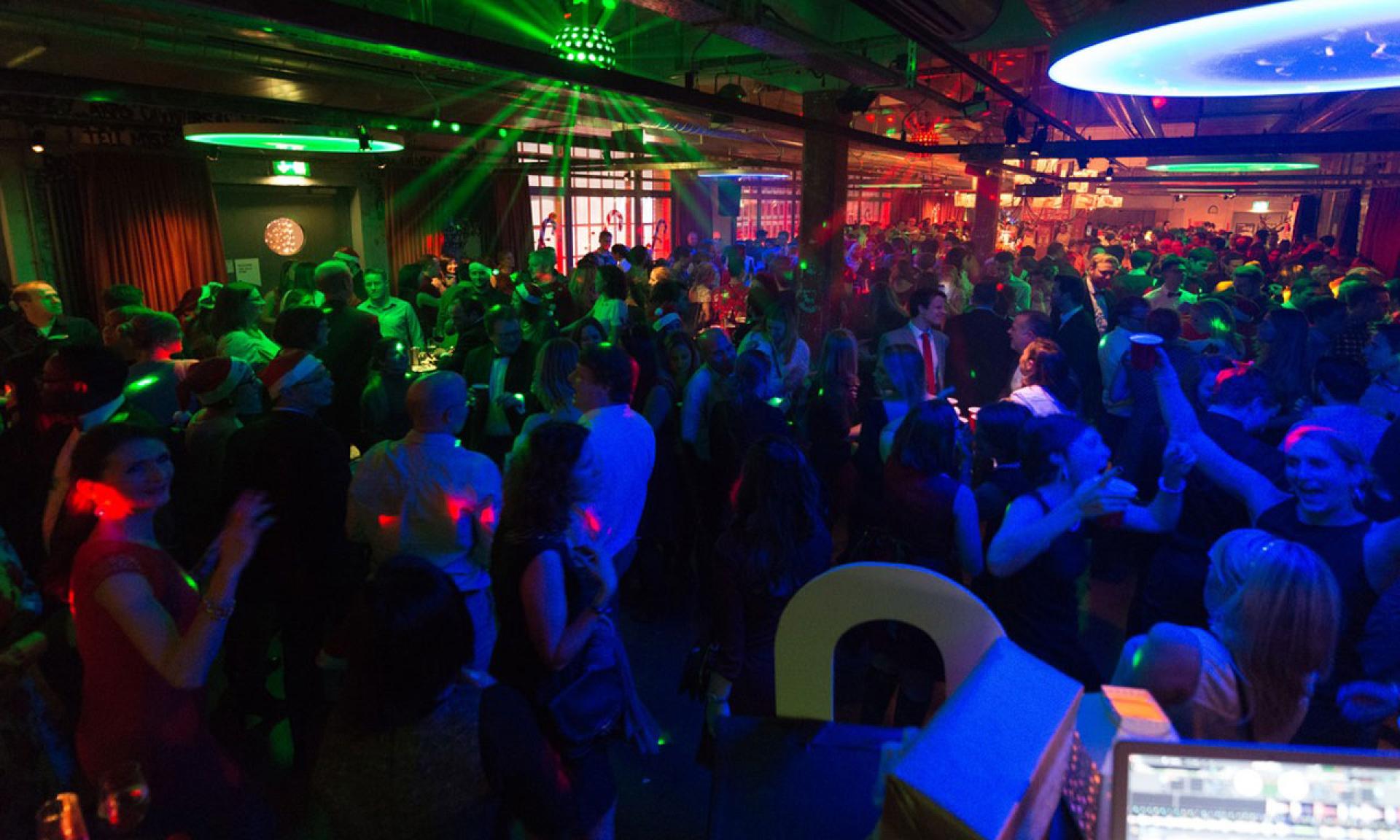 Papiersaal, dance floor