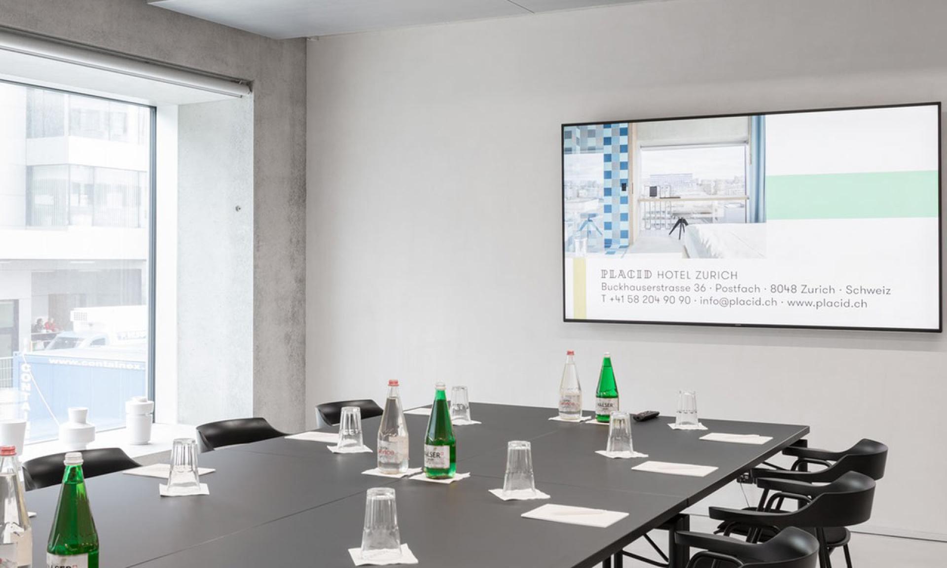 Placid Hotel - Seminar Room