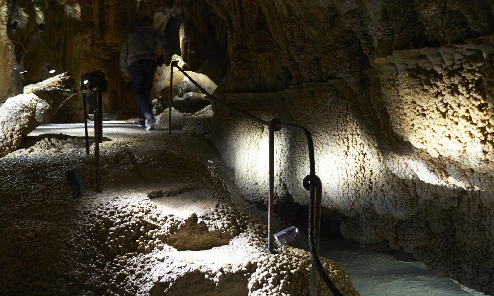 Höllgrotten Caves, Baar