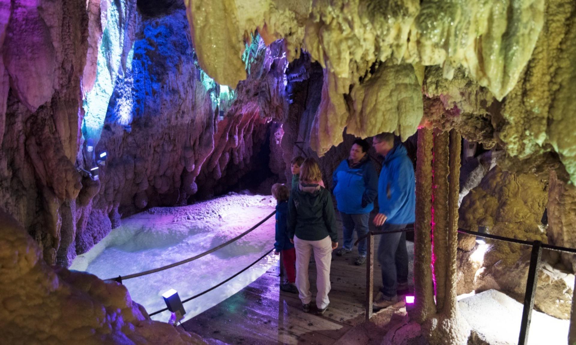 Höllgrotten Caves, Baar