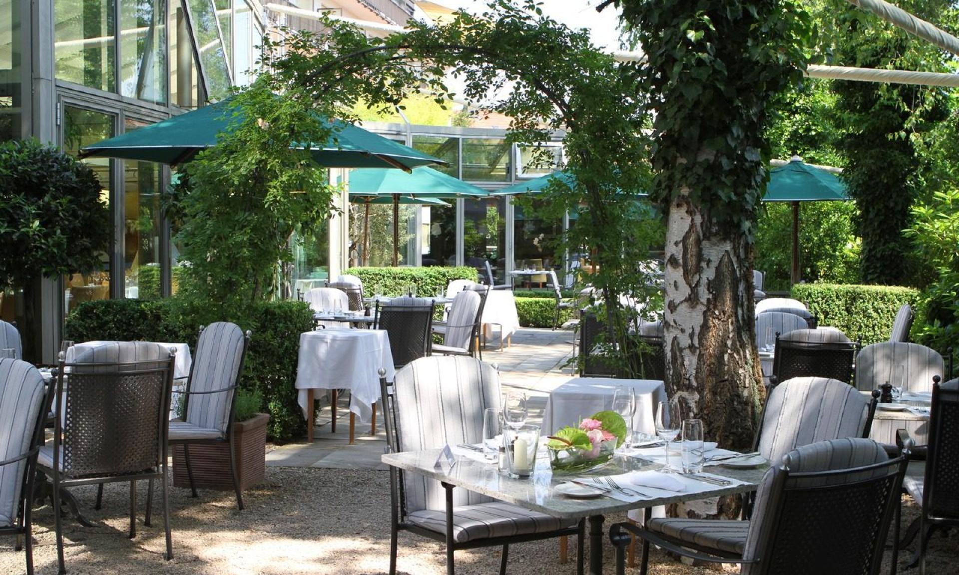Hotel Engimatt - garden restaurant