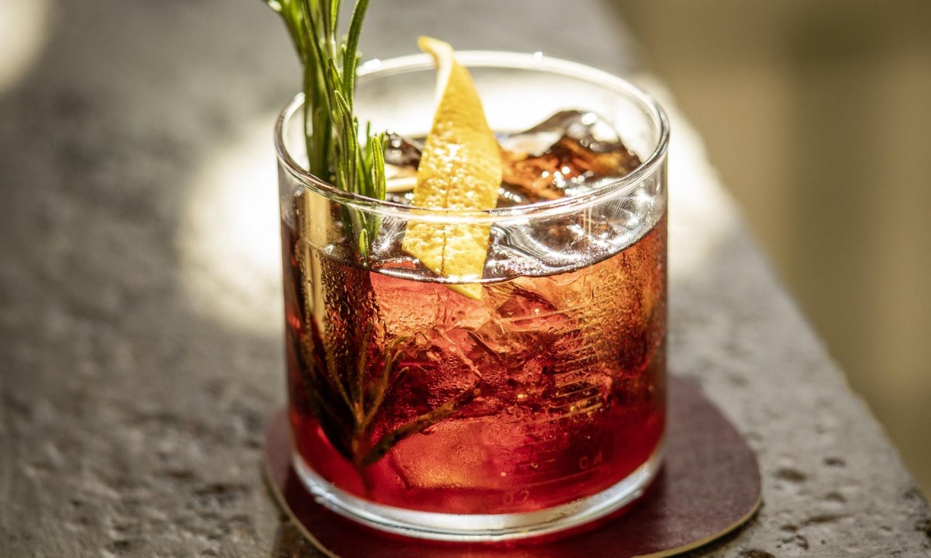 Zur Werkstatt an der Gleistribüne, Laboratorio di aperitivi