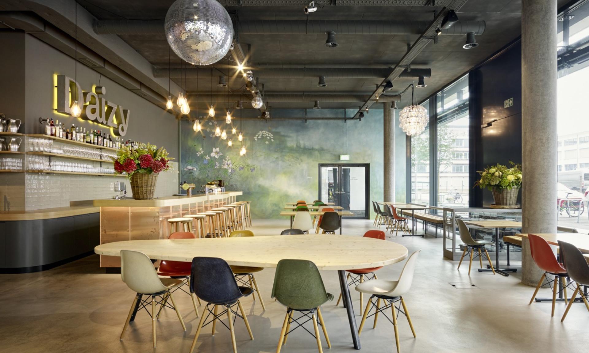 Daizy, Restaurant