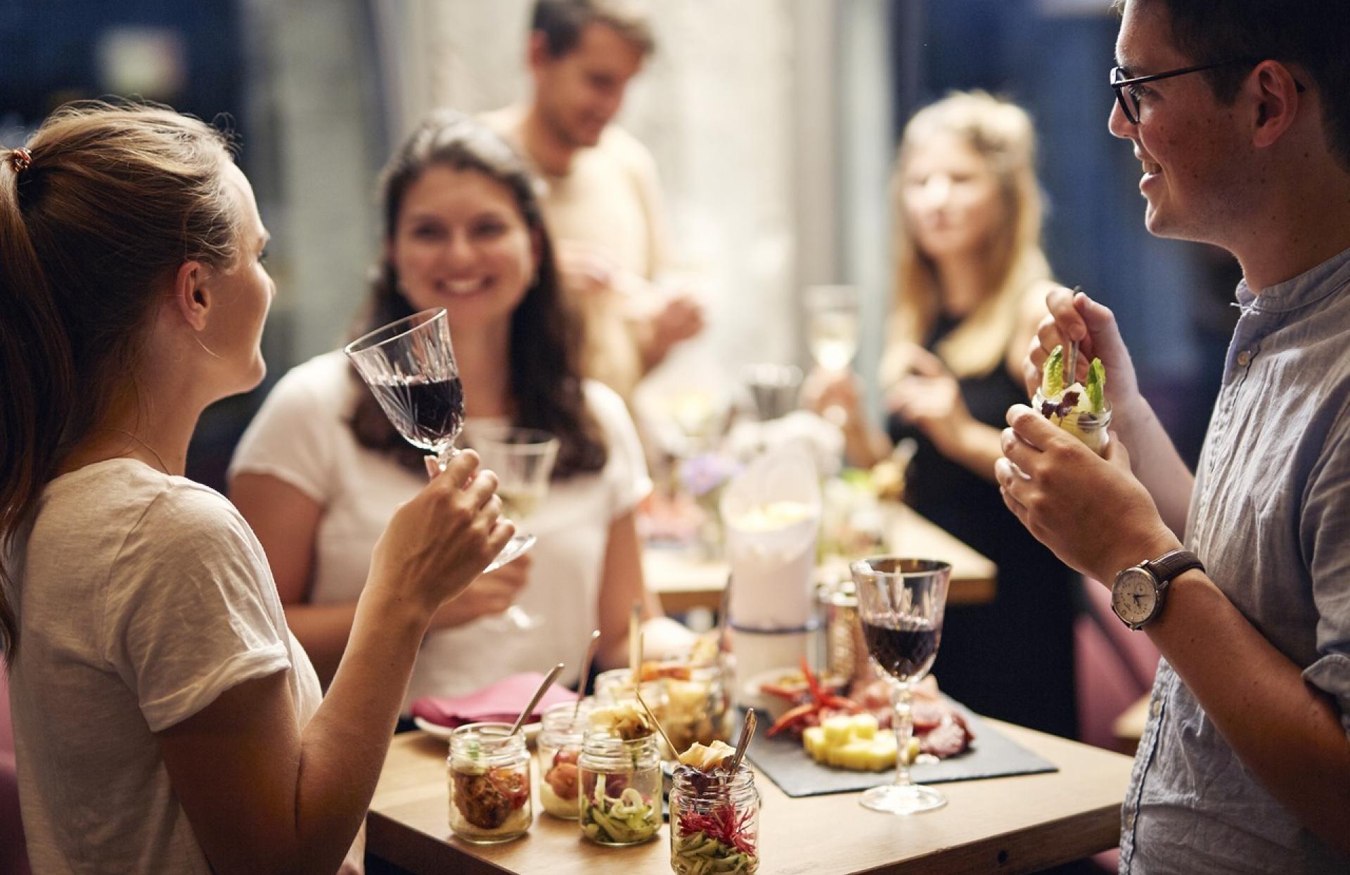 Zur Werkstatt an der Gleistribüne, Laboratorio di aperitivi