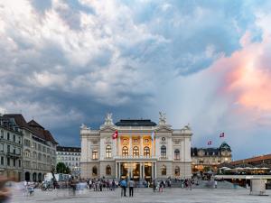 Opernhaus