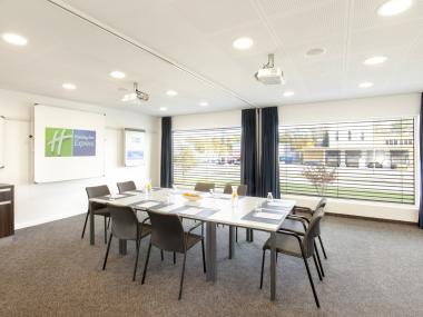 Holiday Inn Express Zürich Airport