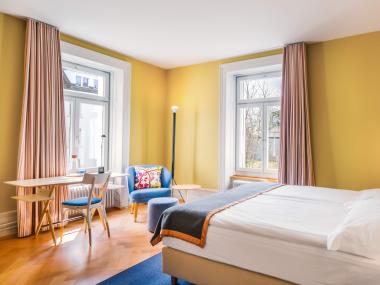 Alma Hotel