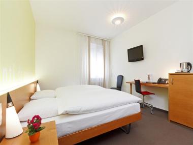 Front View Hotel Sommerau-Ticino