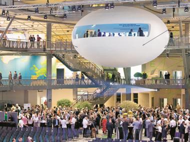 Umwelt Arena Innenansicht