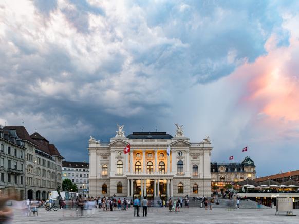 Opernhaus