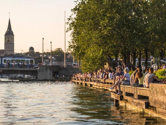 Utoquai und Quaibrücke beim Zürichsee